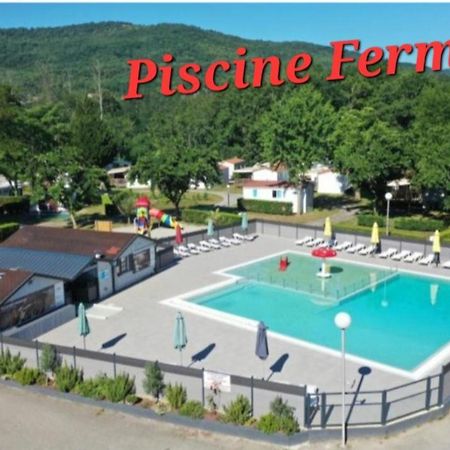 Chalet Pour 5 Personnes Equipe Sur Emplacement Privatif Dans Camping 4 Etoiles Appartenant Et Gere Par Un Particulier Hotell Foix Exteriör bild
