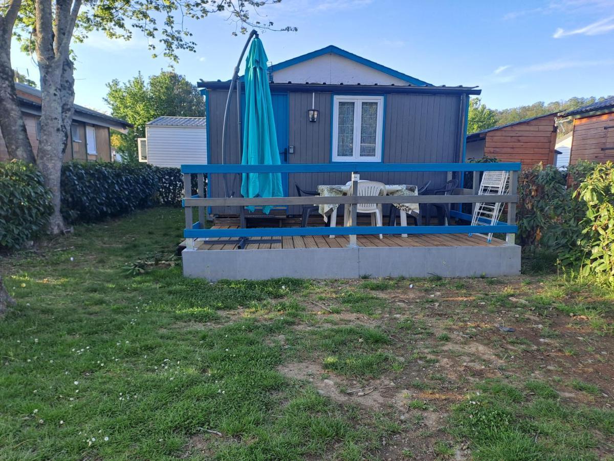 Chalet Pour 5 Personnes Equipe Sur Emplacement Privatif Dans Camping 4 Etoiles Appartenant Et Gere Par Un Particulier Hotell Foix Exteriör bild