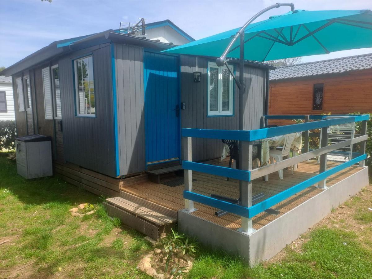 Chalet Pour 5 Personnes Equipe Sur Emplacement Privatif Dans Camping 4 Etoiles Appartenant Et Gere Par Un Particulier Hotell Foix Exteriör bild