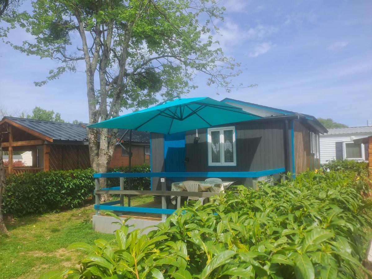 Chalet Pour 5 Personnes Equipe Sur Emplacement Privatif Dans Camping 4 Etoiles Appartenant Et Gere Par Un Particulier Hotell Foix Exteriör bild