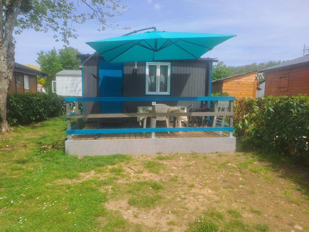 Chalet Pour 5 Personnes Equipe Sur Emplacement Privatif Dans Camping 4 Etoiles Appartenant Et Gere Par Un Particulier Hotell Foix Exteriör bild